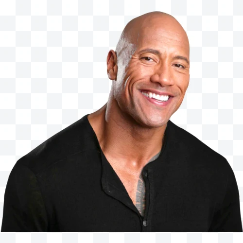 Dwayne Johnson calvo sonriendo con camisa negra